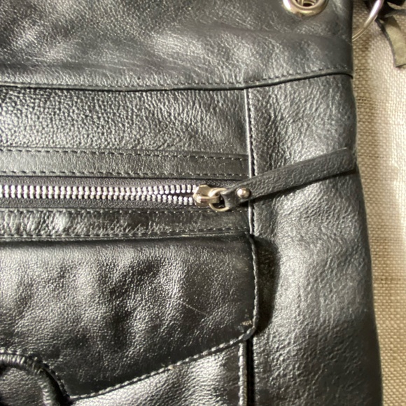 Great American Leather Works Black Crossbody Casual Bag - Picture 5 of 16